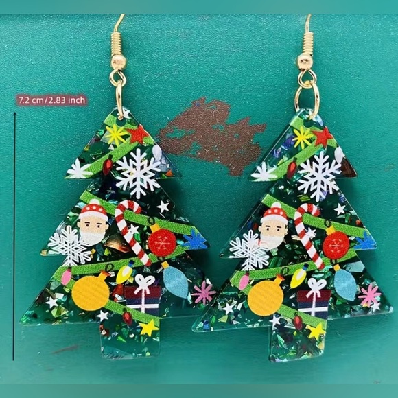 Acrylic Green Christmas Tree Earrings Ornaments Candy Cane Snowflake Santa - Picture 2 of 3